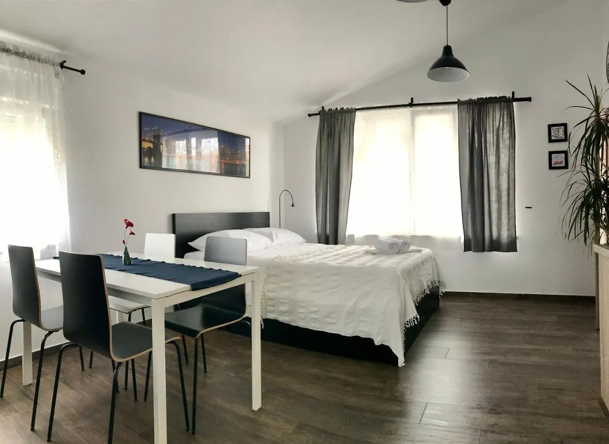 Fine & Shine Appartement Pula